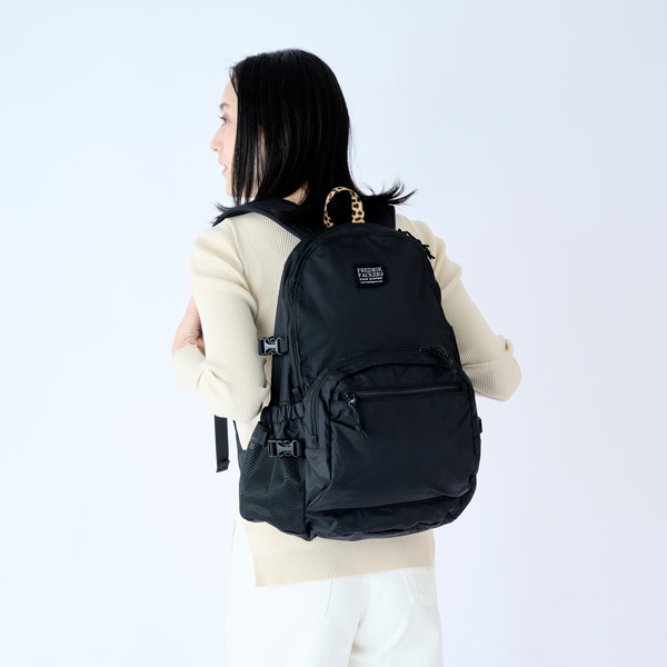 マザーズリュック 210D DAY PACK TIPI | FREDRIK PACKERS オンラインストア