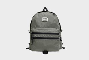 FIELD PACK �t�H�����������I�ȃo�b�N�p�b�N
