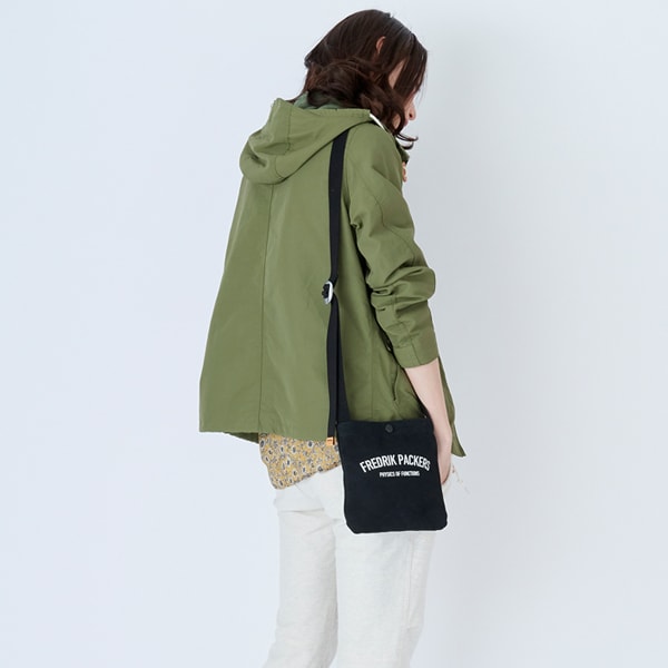 8 DUCK BOOK SHOULDER ショルダーバッグ 【公式】 FREDRIK PACKERS