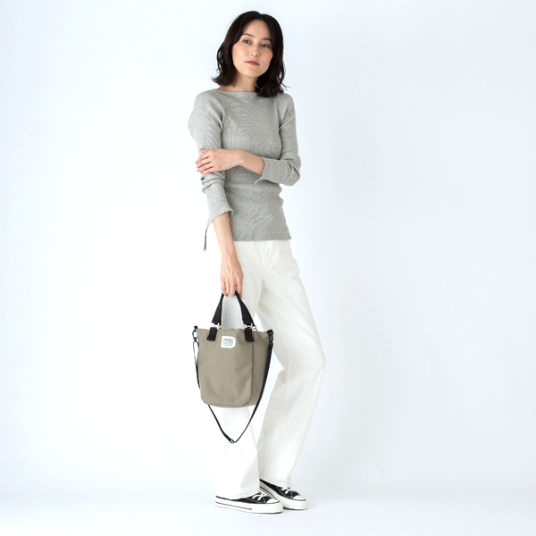 MISSION TOTE (XS) ECO LEATHER トートバッグ 【公式】 FREDRIK
