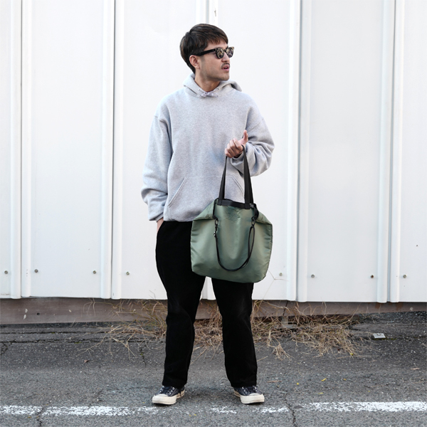 VAIL FLIGHT SATIN トートバッグ 【公式】 FREDRIK PACKERS